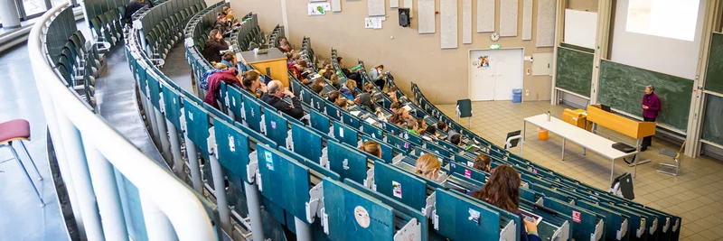 Hörsaal der Uni Kassel