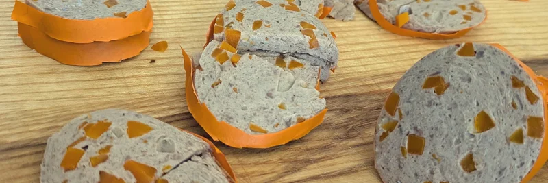 Wurst mit Gemüseeinlage