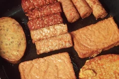 Welche veganen und vegetarischen Produkte kann ich als Ersatz für tierische Produkte  nutzen?