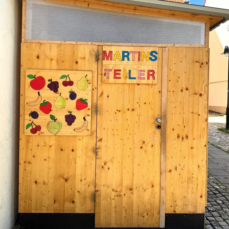 Fairteiler-Häuschen als Holzanbau