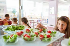 Mehr regionale Bio-Produkte in Schulen bringen