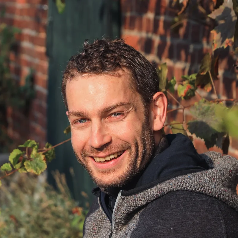 Portrait von Dr. Carsten Scheper. Klick führt zu Großansicht in einer Lightbox. Zum Schließen der Lightbox ESC drücken.