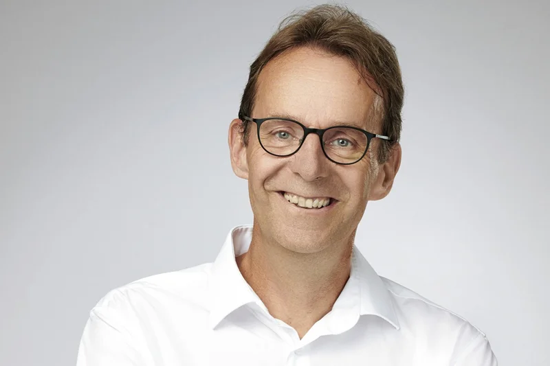 Porträt Prof. Dr. Achim Spiller. Klick führt zu Großansicht in neuem Fenster.