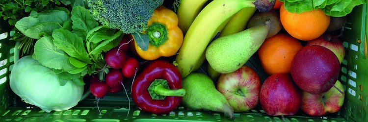 Obst und Gemüse in Kiste