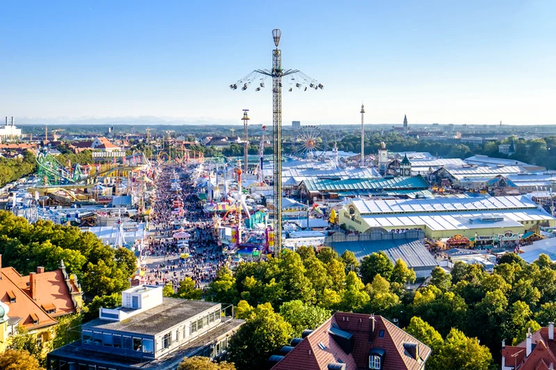 Oktoberfest München von oben. Foto: FooTToo via Getty Images