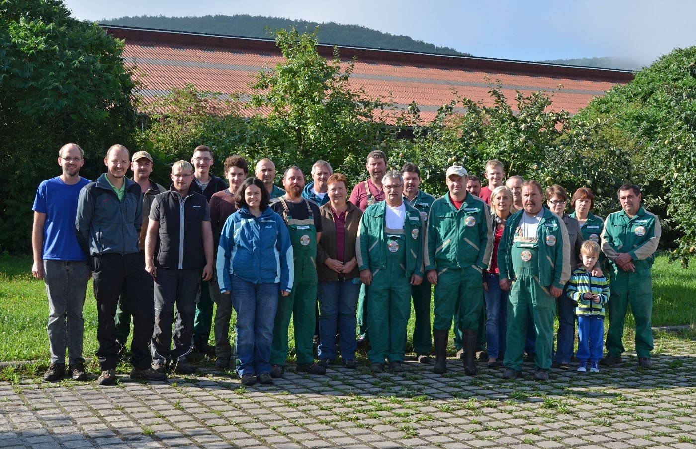 Gruppenfoto der Mitarbeitenden.