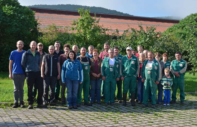 Gruppenfoto der Mitarbeitenden.