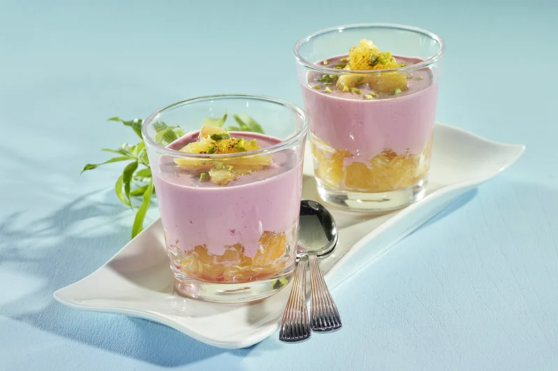 Rote-Beete-Vanille Quarkmousse mit Gewürz-Mandarinen 