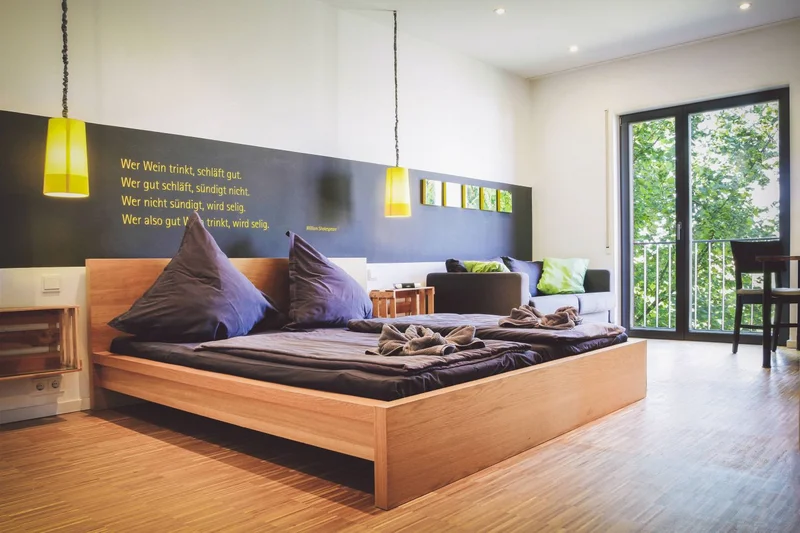 Gästezimmer. Klick führt zu Großansicht in einer Lightbox. Zum Schließen der Lightbox ESC drücken.