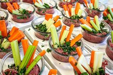 "fit & fröhlich": Vegan-vegetarisches Catering aus der Region