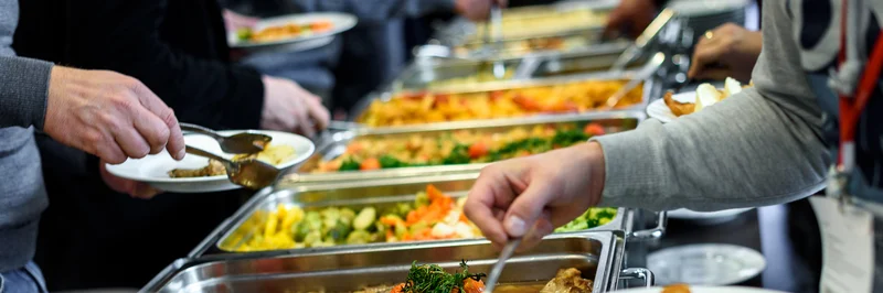 Ausgabetheke in einer Kantine
