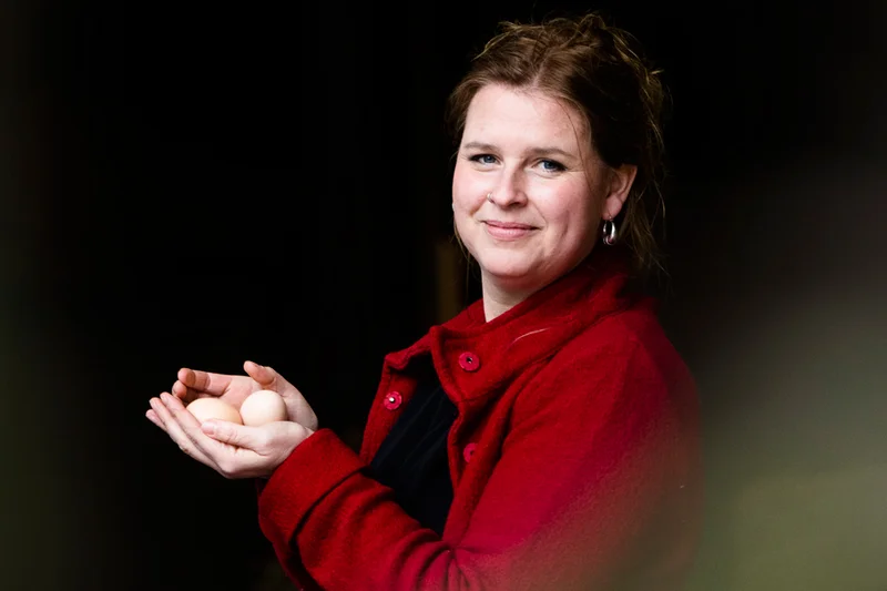 Porträtfoto von Inga Günther-Bender. Klick führt zu Großansicht in neuem Fenster.