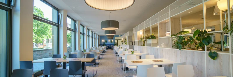 Speiseraum im Betriebsrestaurant.