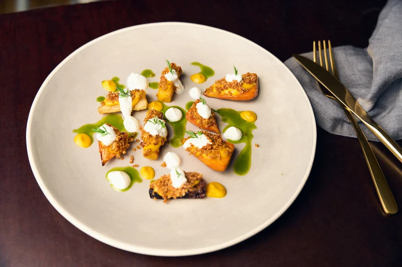 Herbstgemüse mit Quinoa, Joghurt und Korianderöl