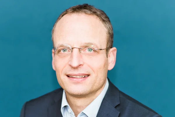 Porträt von Florian Schöne
