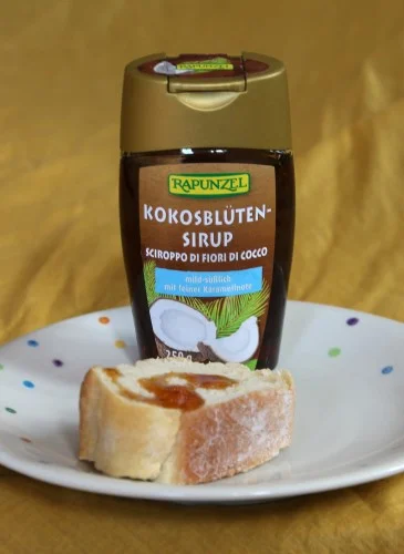 Kokosblütensirup. Klick führt zu Großansicht im neuen Fenster.